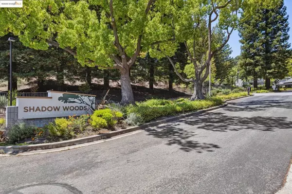 Oakland, CA 94605,630 Canyon Oaks Dr #B