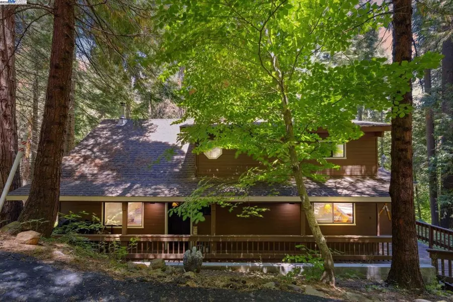 2178 Karock Dr, Arnold, CA 95223