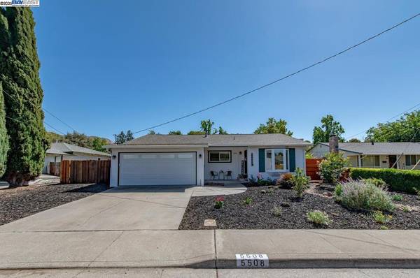 5508 Connecticut Dr, Concord, CA 94521
