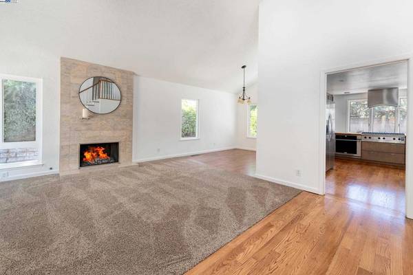 Martinez, CA 94553,5644 ALHAMBRA HILLS CT