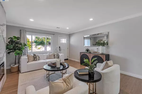 Sunnyvale, CA 94085,581 Kirk Ave