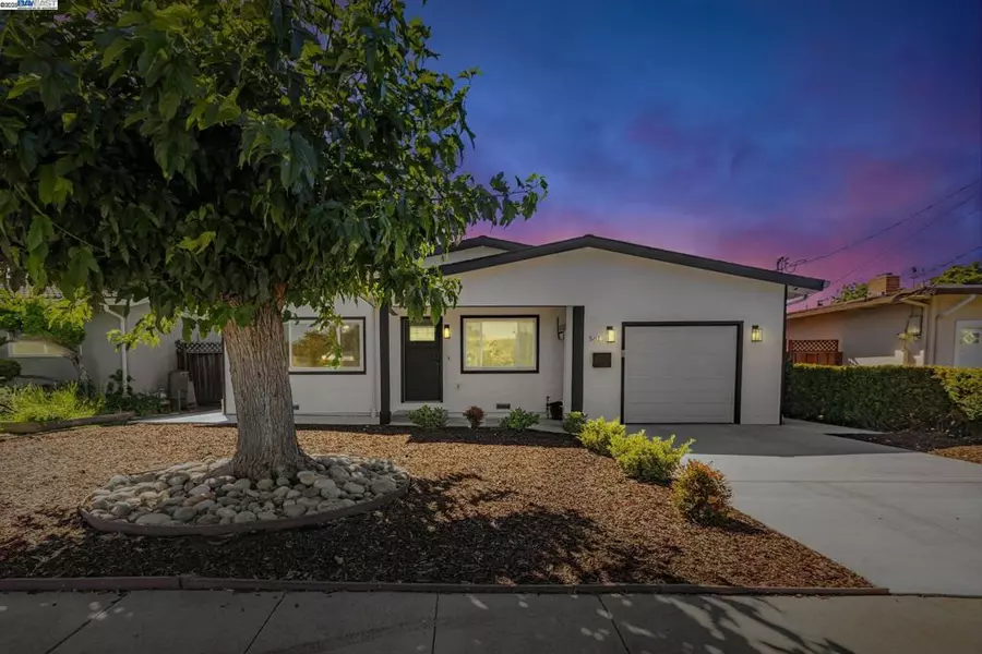 581 Kirk Ave, Sunnyvale, CA 94085