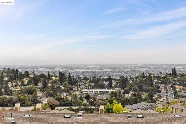 Oakland, CA 94605,6733 Skyview Dr