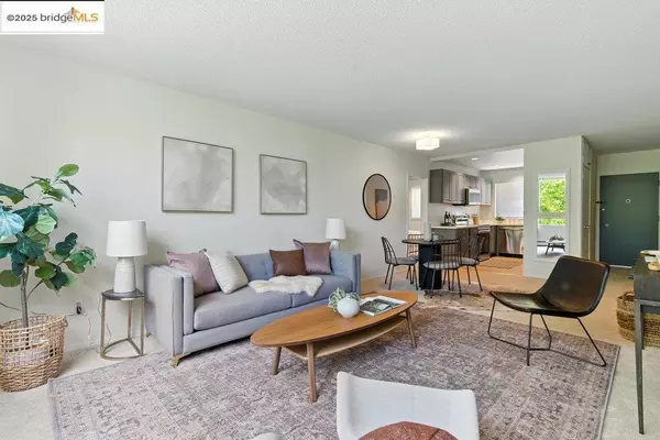 2601 College Ave #203, Berkeley, CA 94704