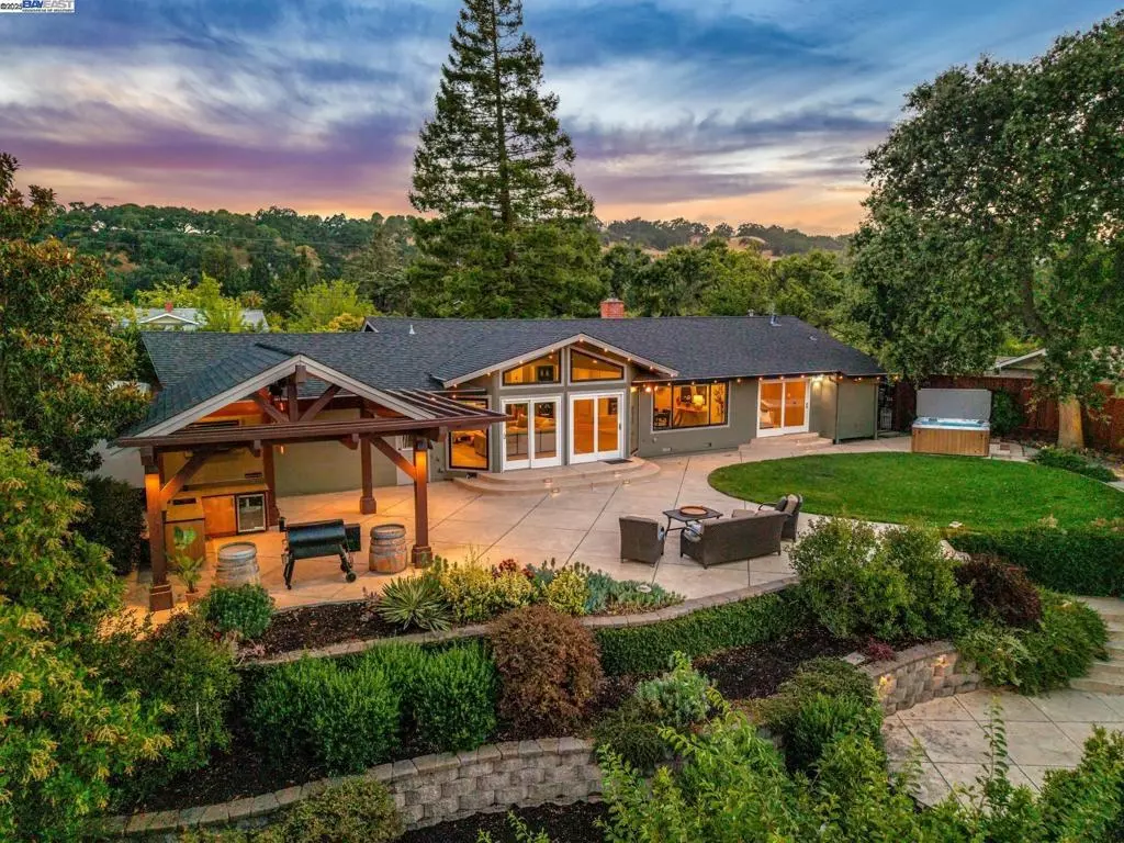 Lafayette, CA 94549,2452 Cherry Hills Dr.