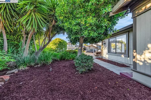 Foster City, CA 94404,710 Gateshead Ct