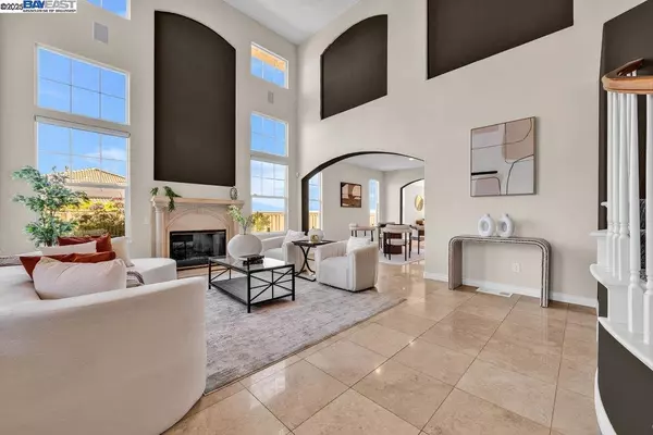 Fremont, CA 94539,48912 Crown Ridge Cmn