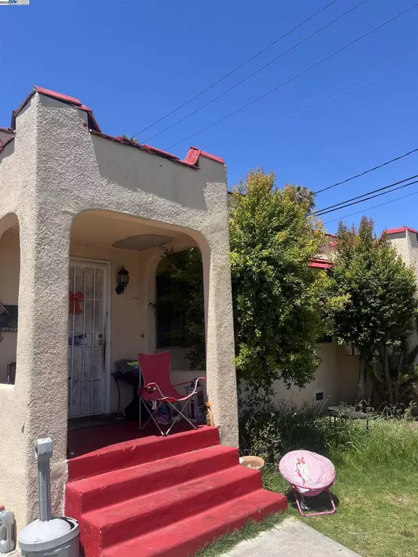 Los Angeles, CA 90043,5419 S Harcourt Ave