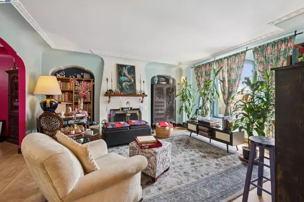 San Francisco, CA 94121,658 30Th Ave