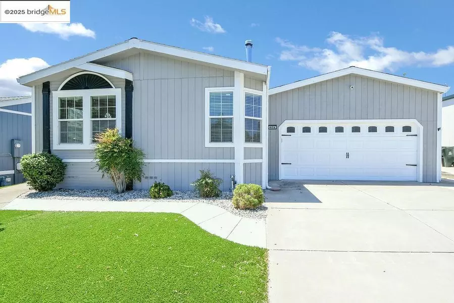 1924 Geneva Ln, Antioch, CA 94509