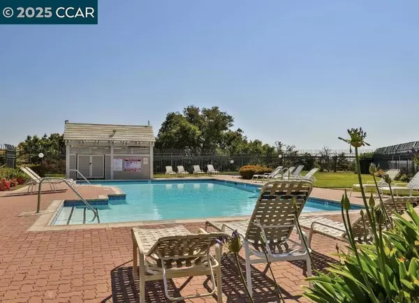 1201 Glen Cove Pkwy, #1801, Vallejo, CA 94591
