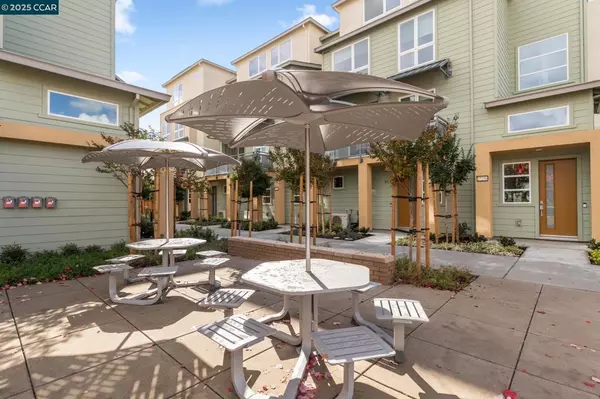 Hayward, CA 94541,27263 Lumina Ct