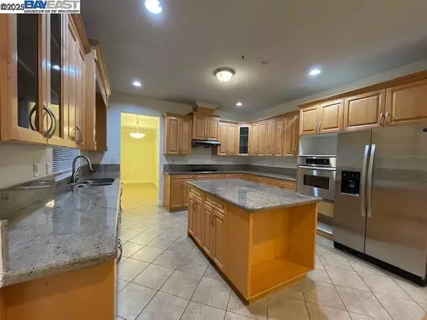 Hayward, CA 94544,108 Lund Ave
