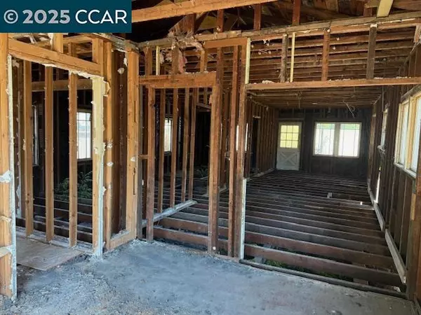 San Jose, CA 95126,1490 Davis St