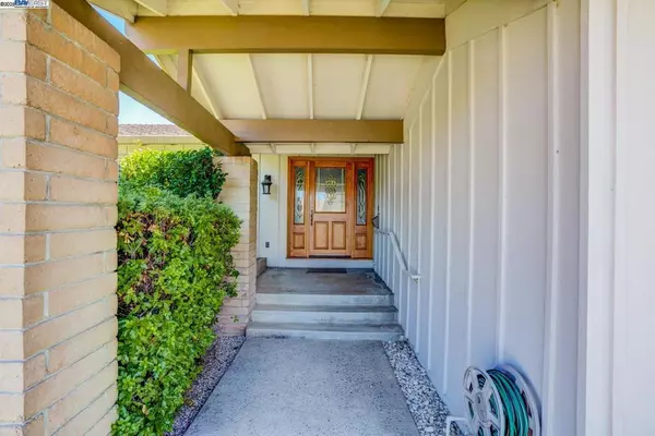 Newark, CA 94560,5292 Falmouth Pl