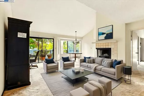 Hayward, CA 94542,2437 Sebastopol Ln #4
