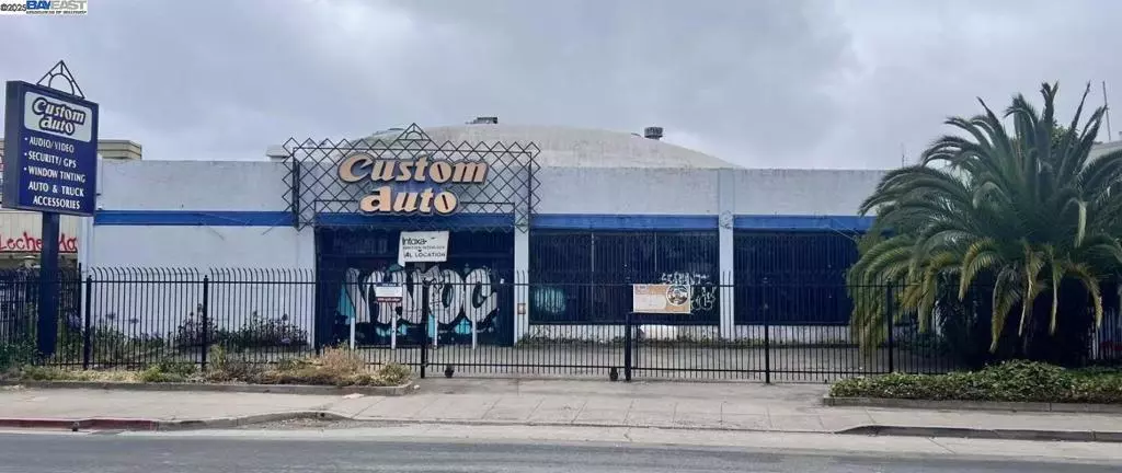 Oakland, CA 94621,294 Hegenberger Rd