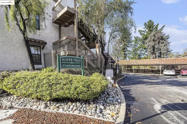 Walnut Creek, CA 94595,1122 S Villa Way