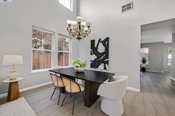 Dublin, CA 94568,4637 Persimmon Dr
