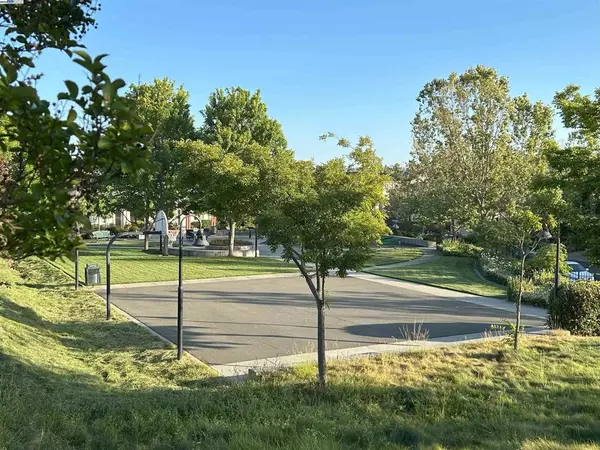 Vallejo, CA 94591,1279 Eucalyptus Dr