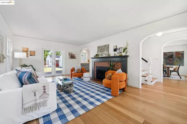 San Leandro, CA 94577,1096 Glen Dr