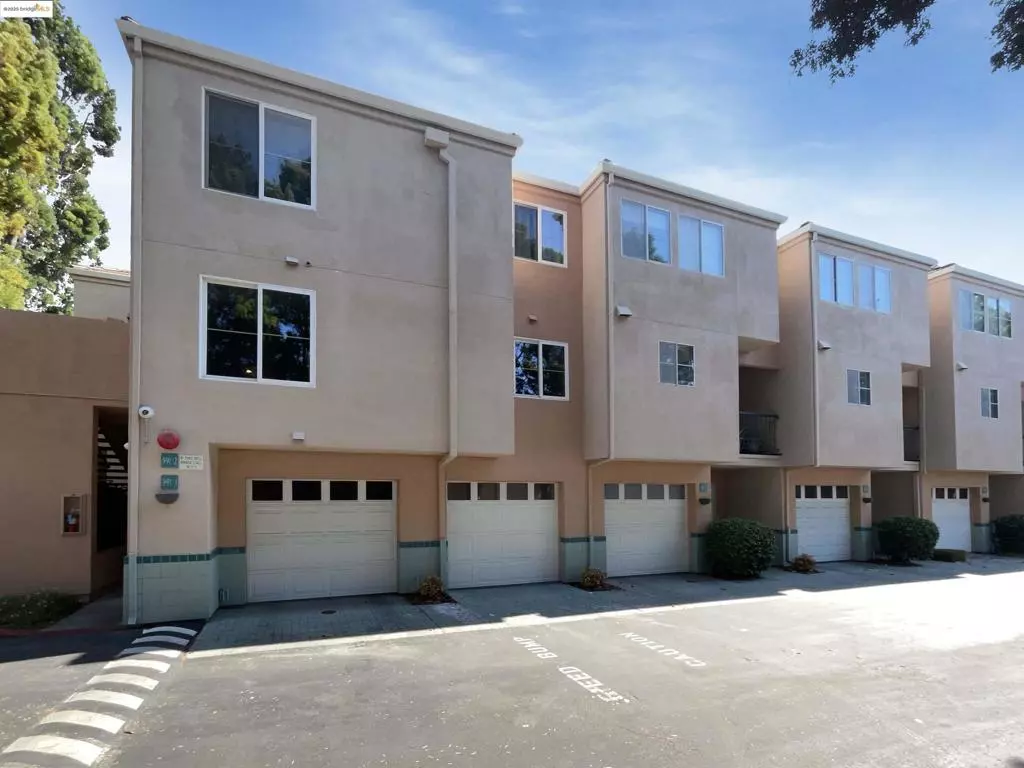 Sunnyvale, CA 94086,991 Asilomar Ter #1