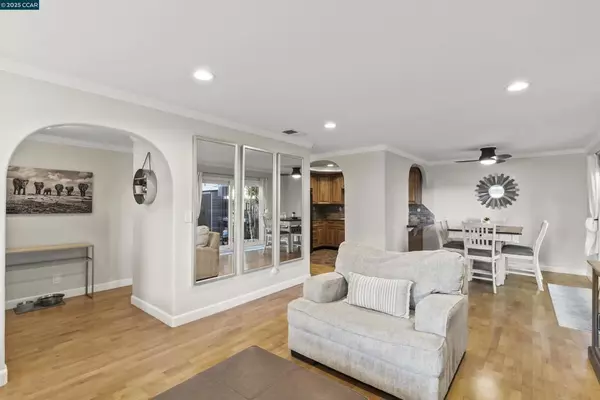 Martinez, CA 94553,104 Fountainhead Ct