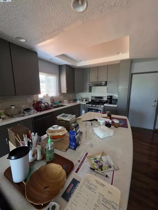 Hayward, CA 94545-4650,2255 CALTAPA WAY