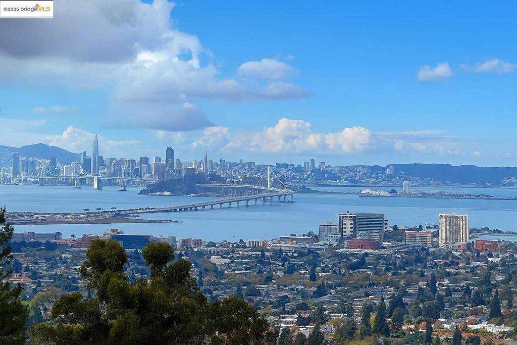 Berkeley, CA 94705,142 Gravatt Dr