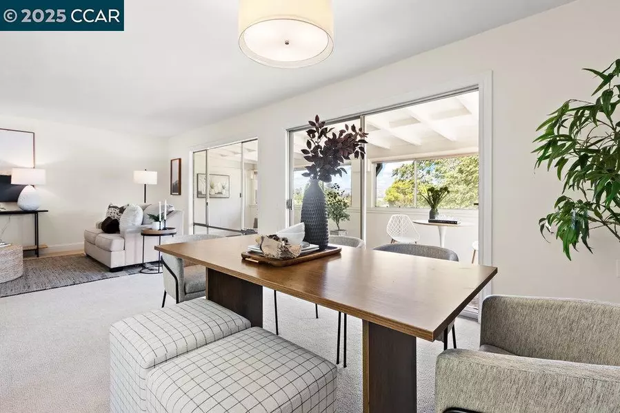 2200 Pine Knoll Dr #11, Walnut Creek, CA 94595