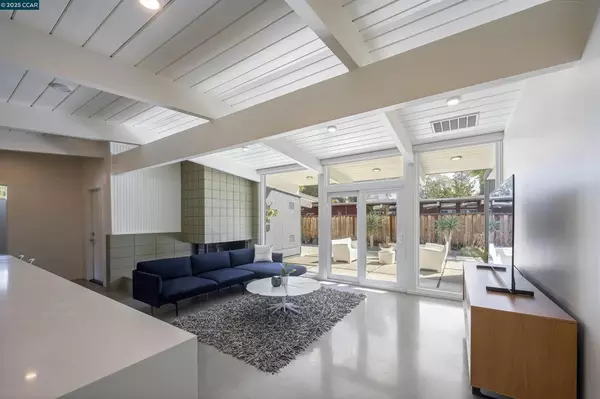 Walnut Creek, CA 94598,231 Los Cerros Ave