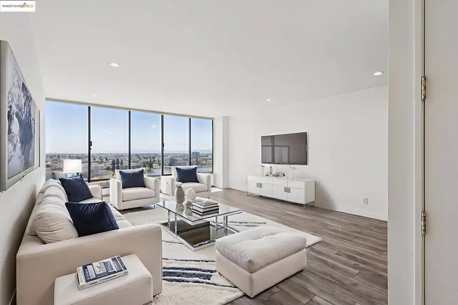 565 Bellevue Ave #1708, Oakland, CA 94610