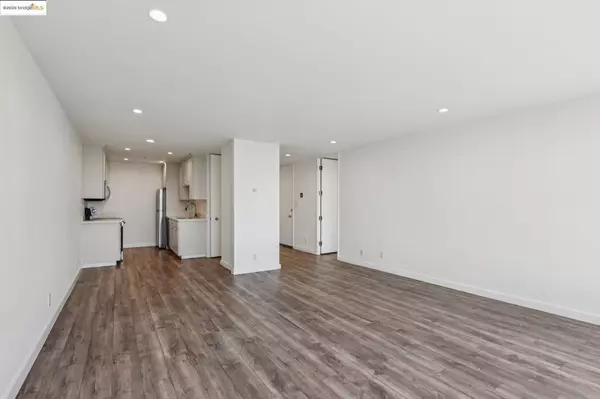 Oakland, CA 94610,565 Bellevue Ave #1708