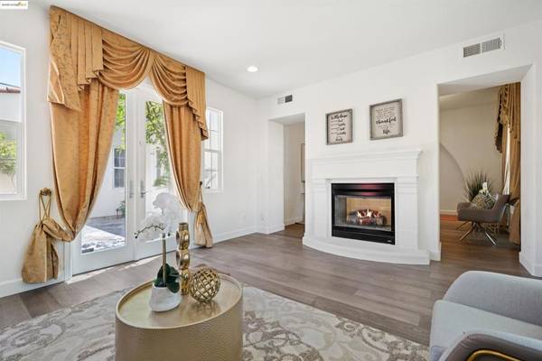 Danville, CA 94506,2111 Creekview Dr