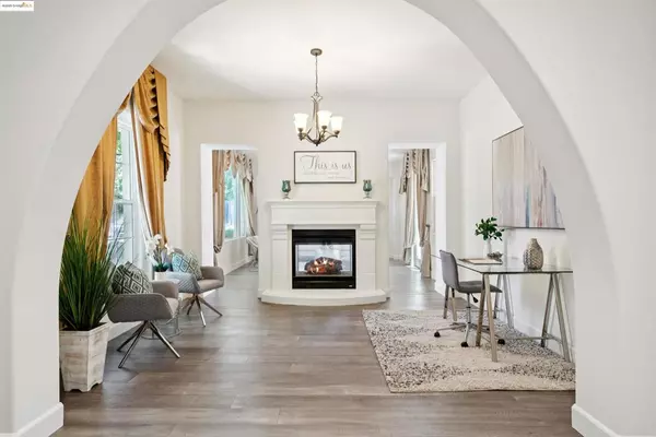Danville, CA 94506,2111 Creekview Dr