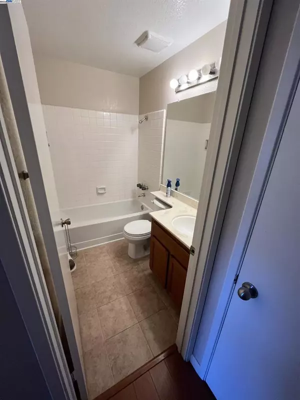 Fremont, CA 94536,38806 Stillwater Cmn