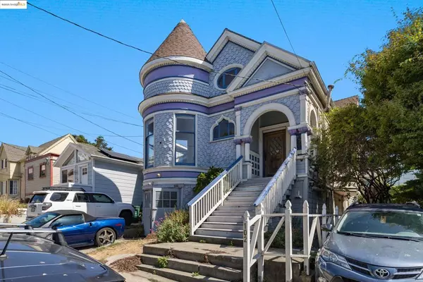102 Hamilton Pl, Oakland, CA 94612