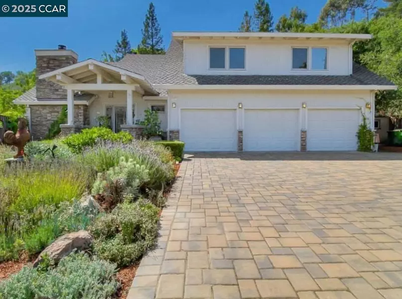 53 Knickerbocker Ln, Orinda, CA 94563