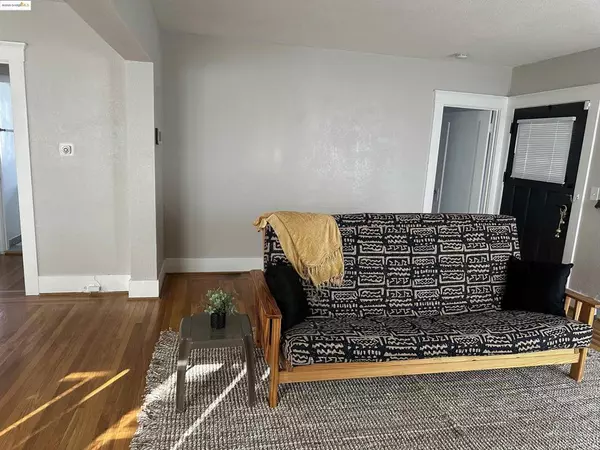 Oakland, CA 94621,1937 87th Avenue