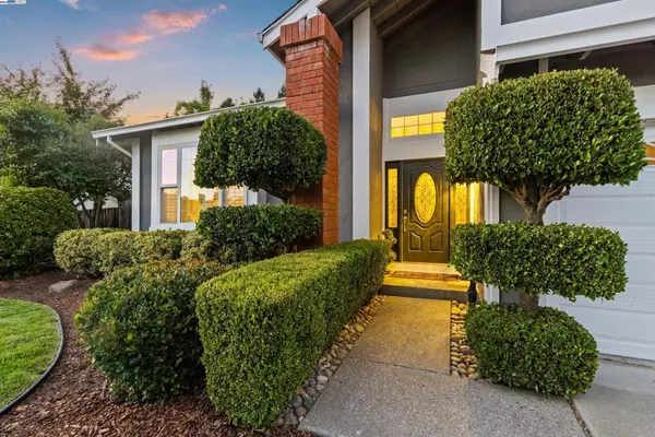 San Ramon, CA 94583,3273 Montevideo Dr