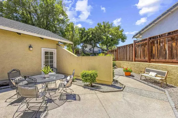 Dublin, CA 94568,8146 Vomac Ct