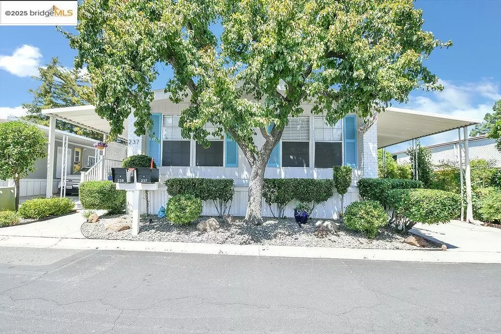 Pittsburg, CA 94565-9999,237 Aloha Way
