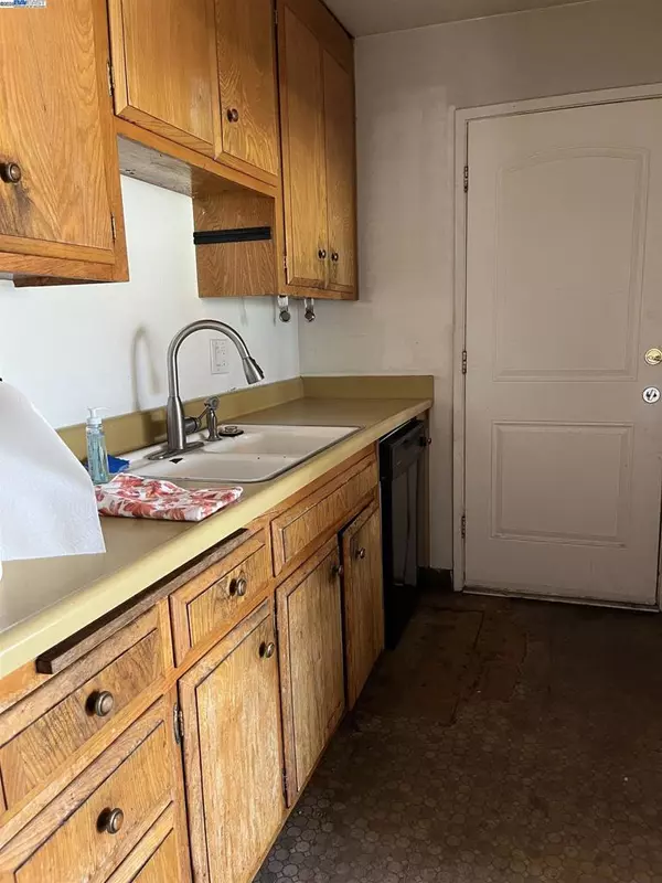 Livermore, CA 94551,1217 Arlington Road