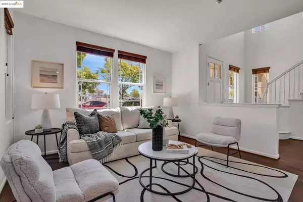 Alameda, CA 94501,1623 Fortmann Way