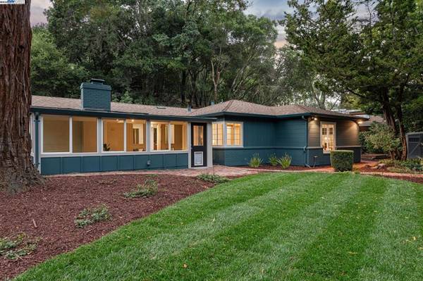 6 Dale Ct, Orinda, CA 94563