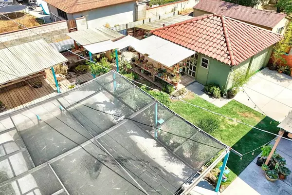 Fresno, CA 93705,2524 N Vagedes Ave