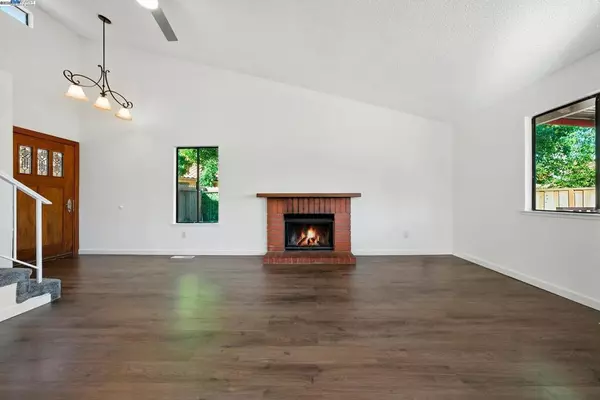 Antioch, CA 94509,2524 Brazil Ct