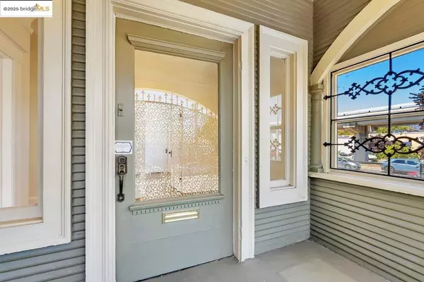 Oakland, CA 94608,806 54Th St