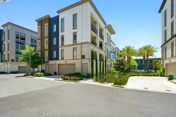 Dublin, CA 94568,5690 Metrose Ct #301