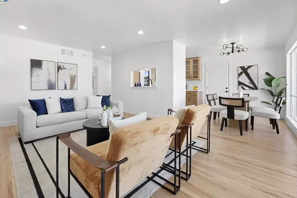 San Mateo, CA 94403,1309 Darlene Ave